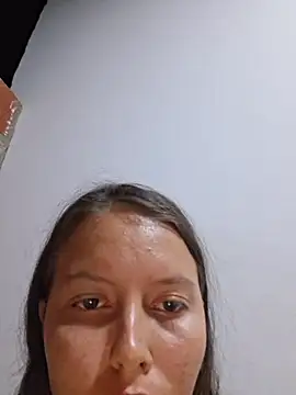 Khelmi live cam