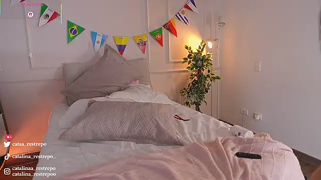 CATALINA_RESTREPO live cam