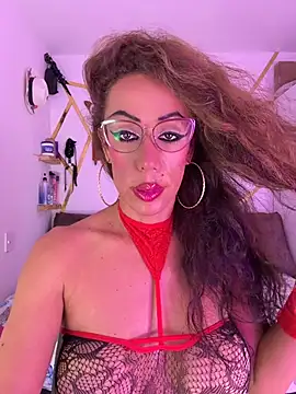 YOURSDEBORA webcam