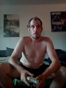 Codymc89 live cam on StripChat