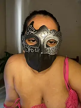 LioraWance live cam