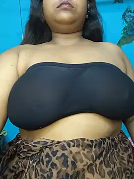 Hayna_G live cam on StripChat