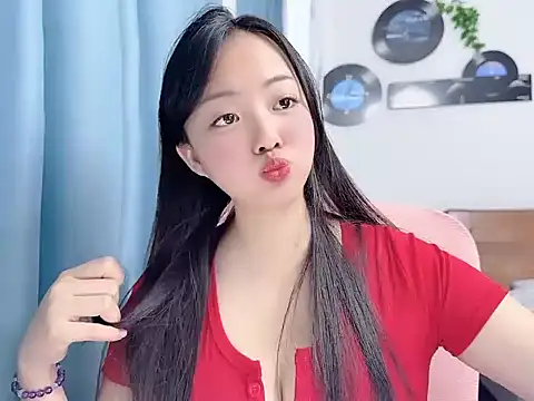Winnie666999 live cam on StripChat