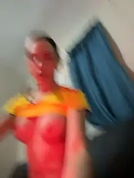 Carlita_cute live cam on StripChat