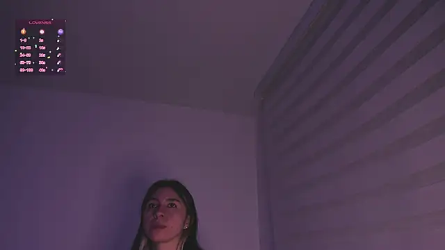 K2xxKrawl live cam on StripChat