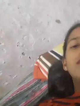 Saloni-Tyagi live cam on StripChat