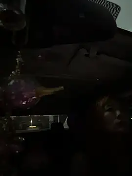 okgirl_23 - Okgirl_23's free webcam - UK Sex Cams
