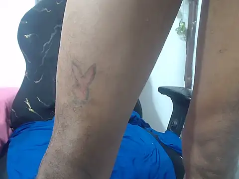 Estebanbigcock23 webcam