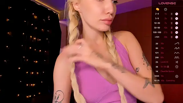AnyaTaylor_ webcam