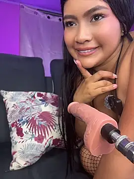 LunaaRosse live cam