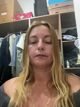 moniquerainx live cam