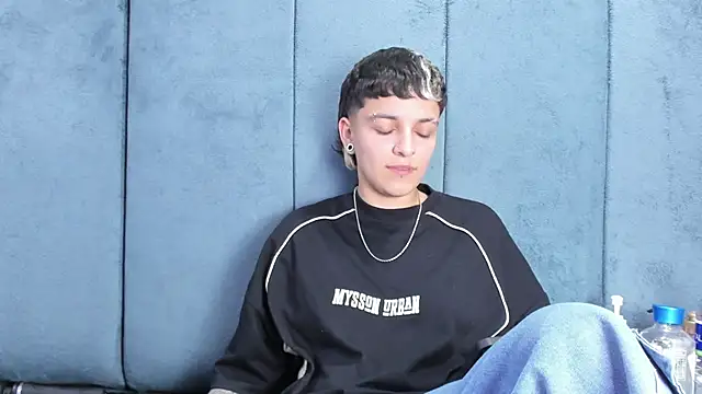 Megan_Thompson_ webcam