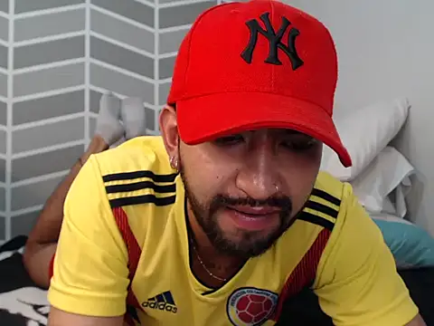 thomass1018 webcam