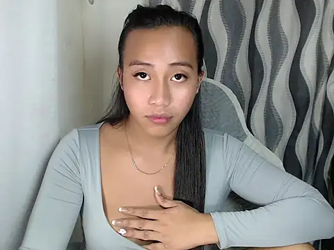 sweetiie_caren webcam