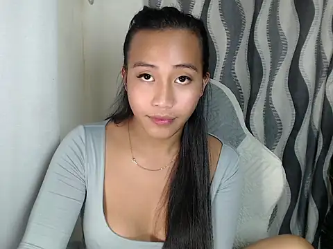 sweetiie_caren webcam
