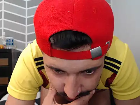 thomass1018 webcam