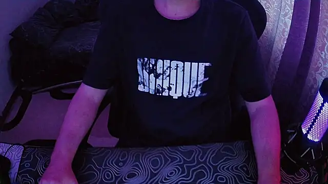 xXxHARDPORNxXx live cam on StripChat