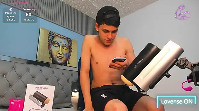 Ethanx18_ live cam on StripChat