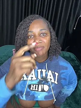 Honeylust26 live cam on StripChat