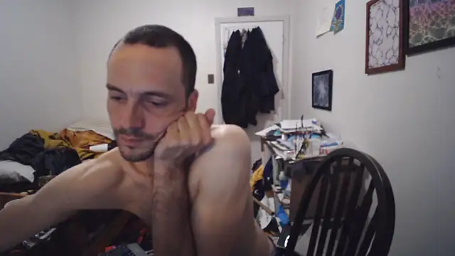 JohnnyMoves webcam
