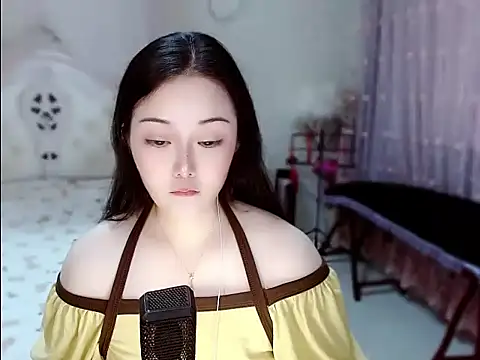 Amy-cnbaby webcam