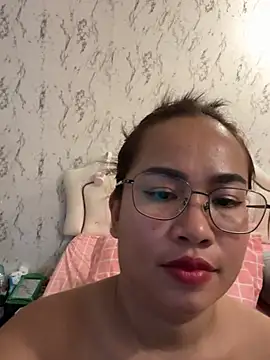 Ponthip webcam