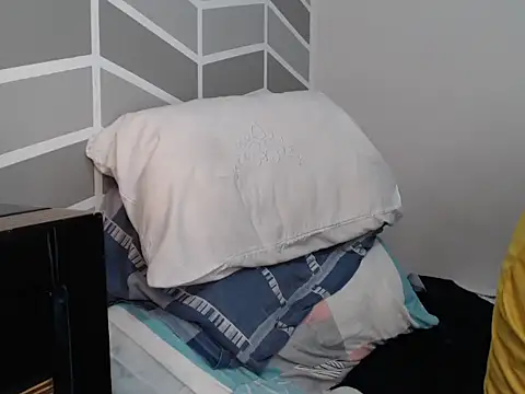 thomass1018 webcam