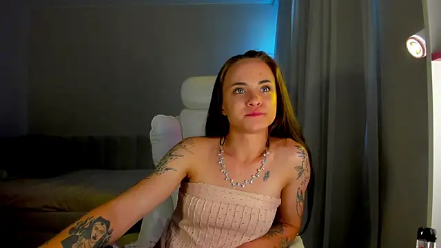 Black_Dollarss webcam