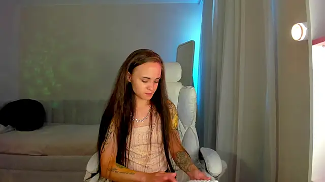 Black_Dollarss webcam