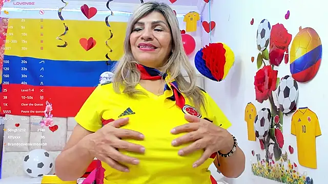 Celeste_Lincon webcam