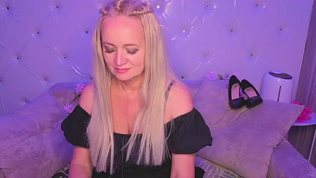 Ingrid_Eriksen live cam on StripChat
