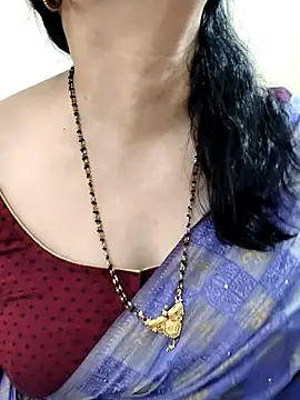 Yazhini-Cam webcam