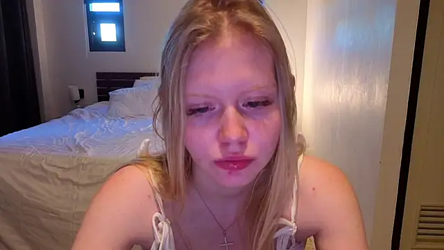 Wendy_228 live cam on StripChat