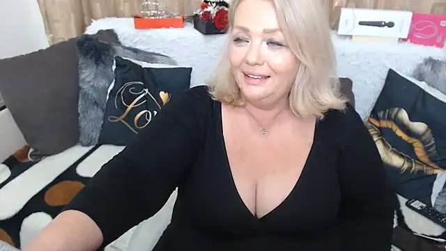 MsMelyssaxx live cam on StripChat