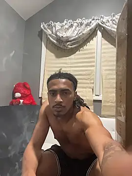 Mellyj053 webcam
