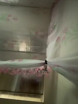 Aria_Maya webcam