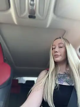 SvetLive live cam on StripChat