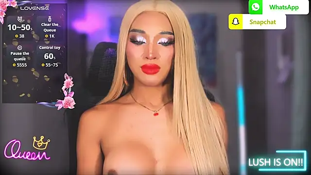 UrDominantBella webcam