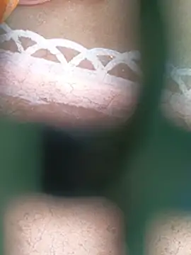 YOURBHABI143 webcam
