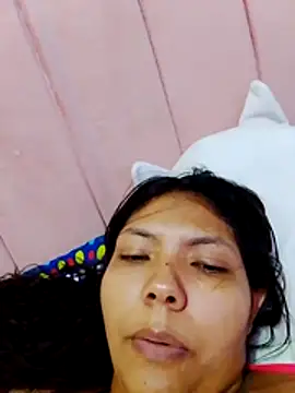 Izel_ webcam