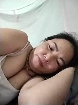 Naaya8109 webcam