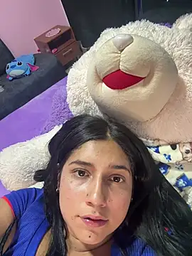 MiaSweet127 live cam on StripChat
