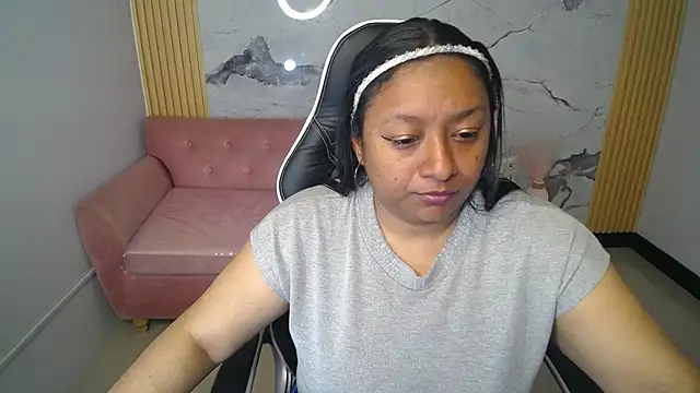 Alicia1_ch webcam