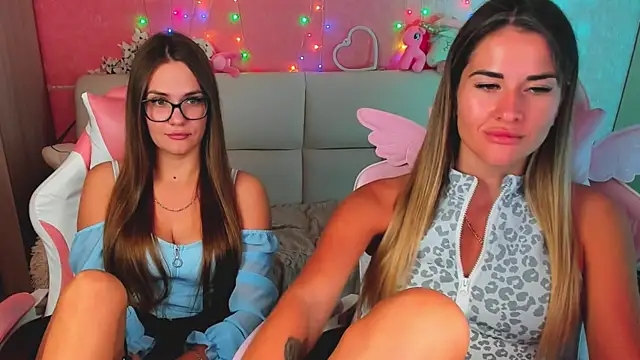 hotty_girls_here