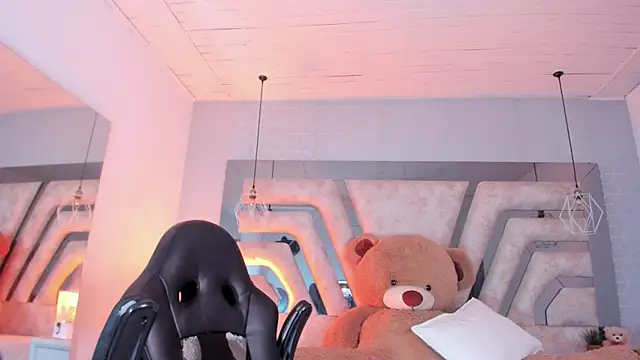 AngelineHeet webcam