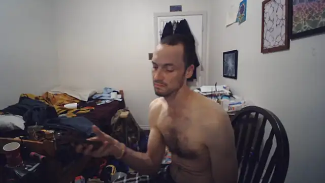 JohnnyMoves webcam