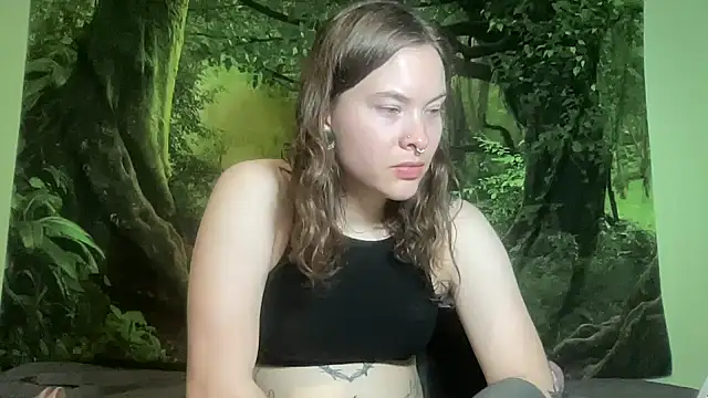 mo0ngoddess live cam on StripChat