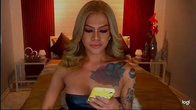 StellaStrong30 live cam on StripChat