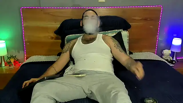Prometeo-grizzly live cam on StripChat