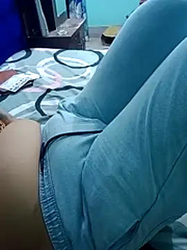 anuradha_2006 - ANURADHA_2006's free webcam - UK Sex Cams
